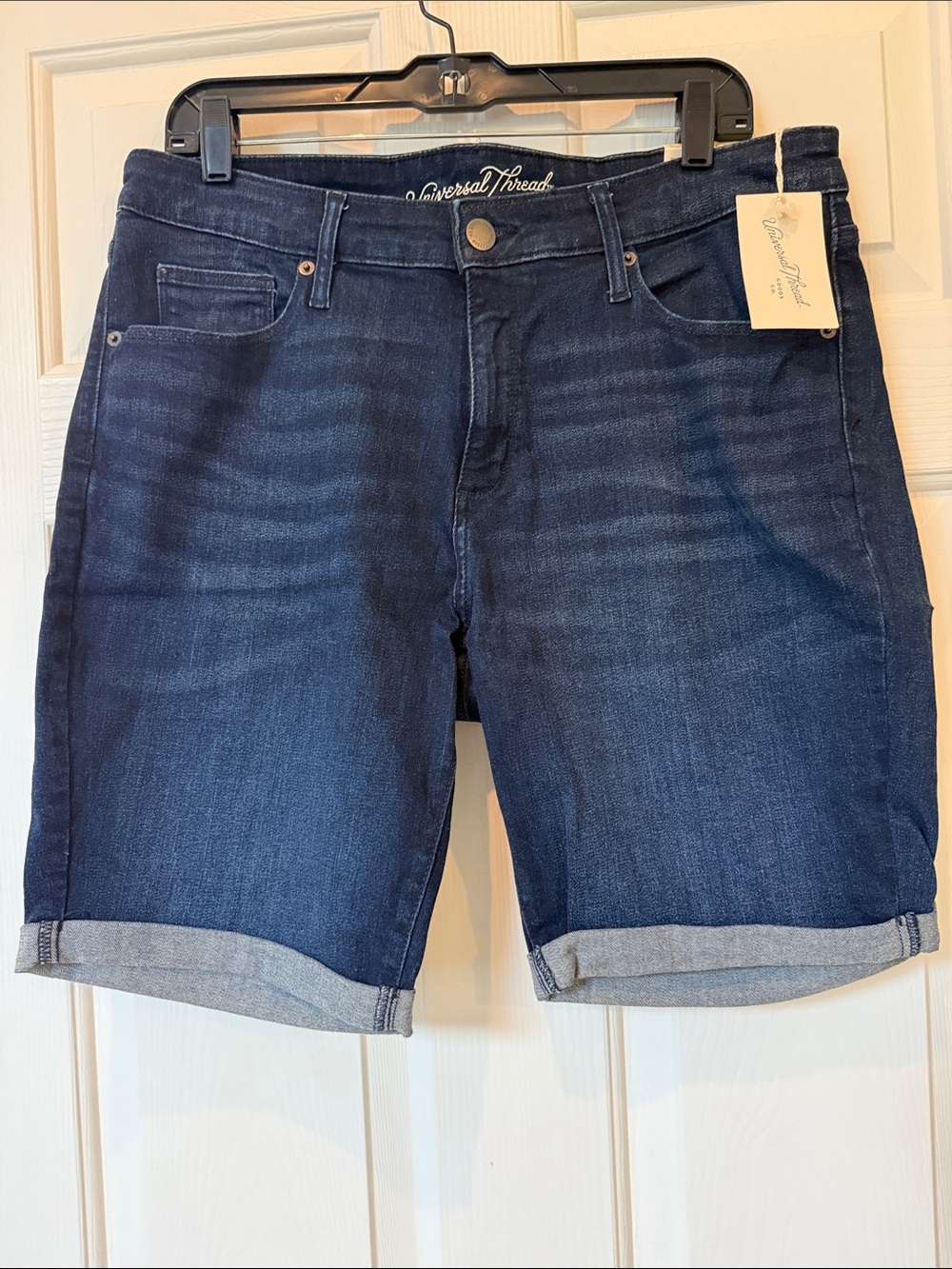 Universal Thread Women’s Denim Rolled-Hem Bermuda Shorts